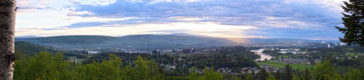 Quesnel panorama from Willow Street in Red Bluff